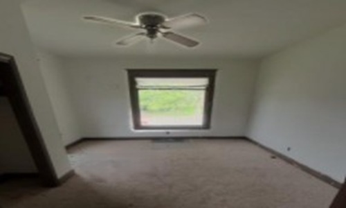 16-18 N Green Avenue Property Photo 8