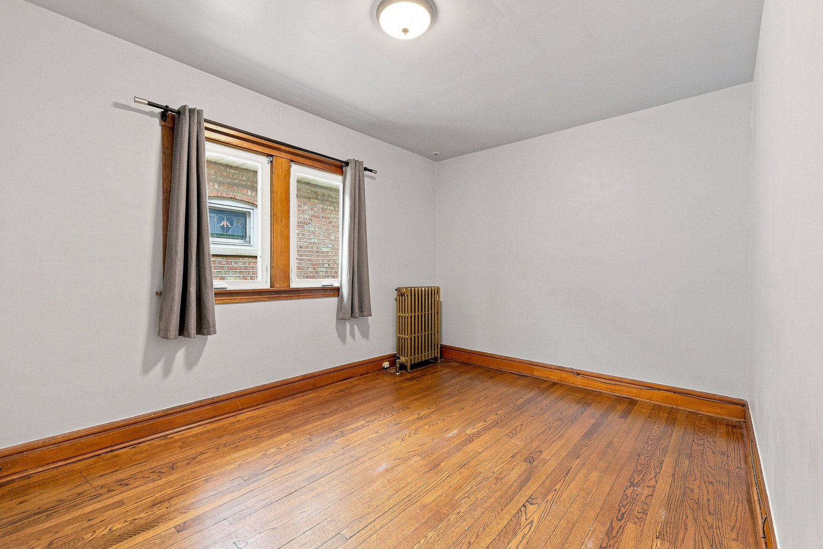 1924 Clinton Avenue Property Photo 20