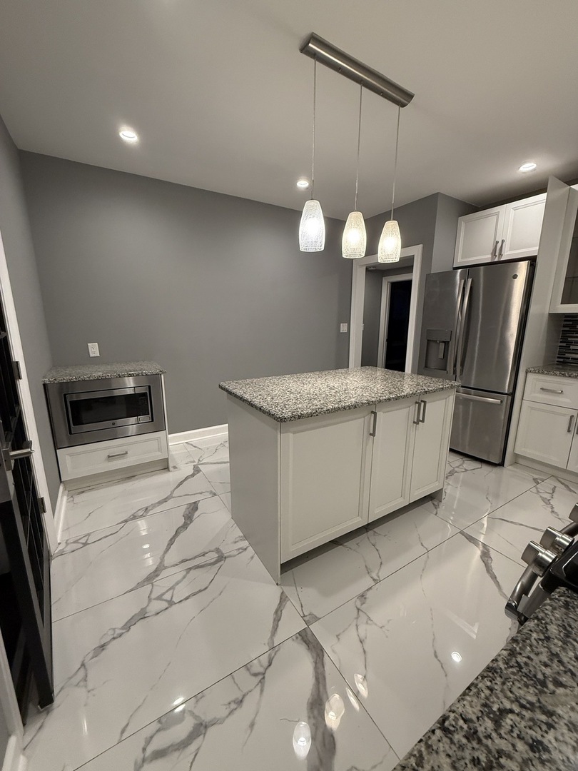 1322 Euclid Avenue Property Photo 19