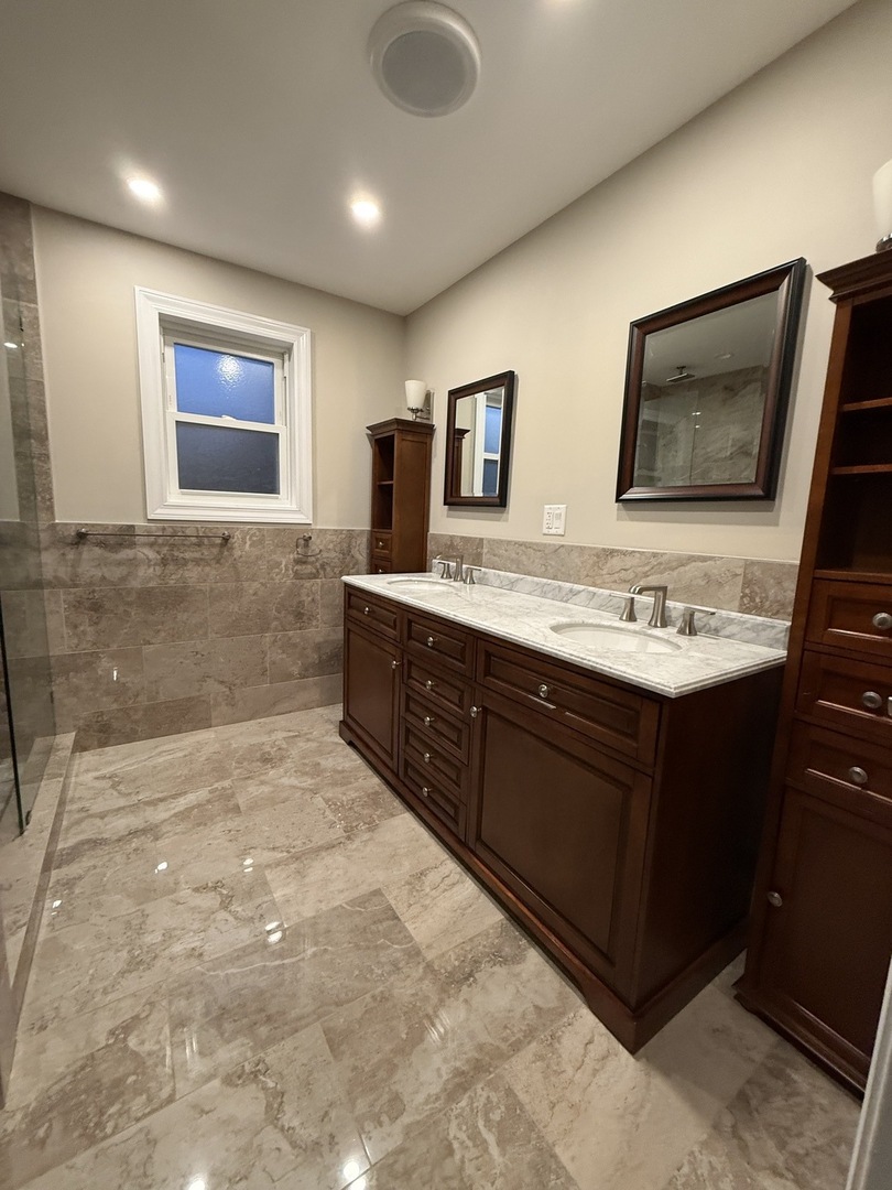 1322 Euclid Avenue Property Photo 26