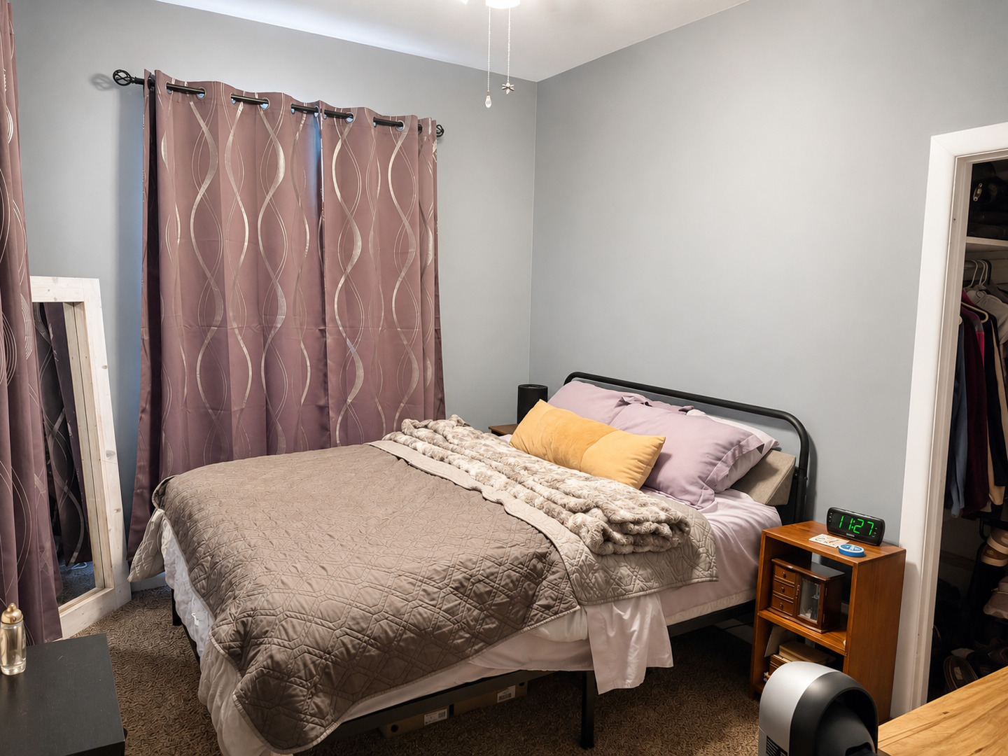 414 Locust Street Property Photo 6