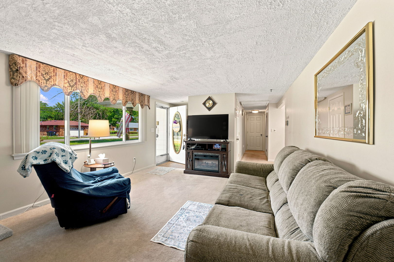 1511 N Kankakee Street Property Photo 7