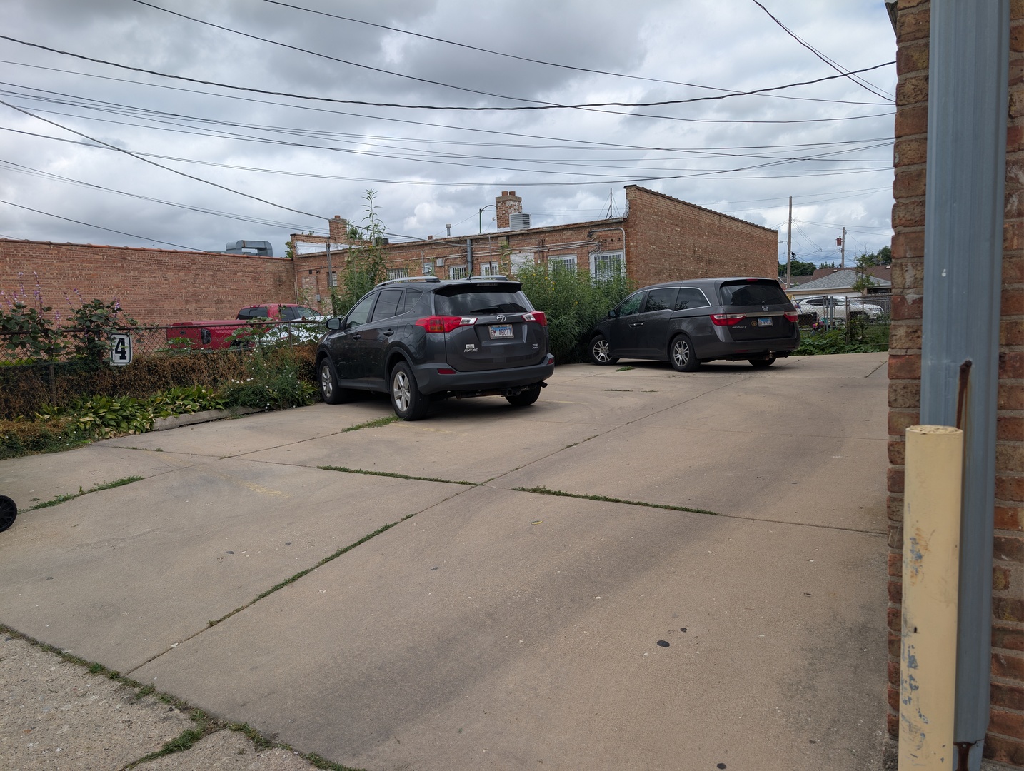 7041 W Addison Street Storefront Property Photo 10