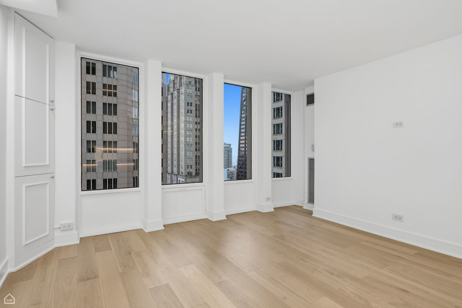 100 E Walton Street 36c Property Photo 8