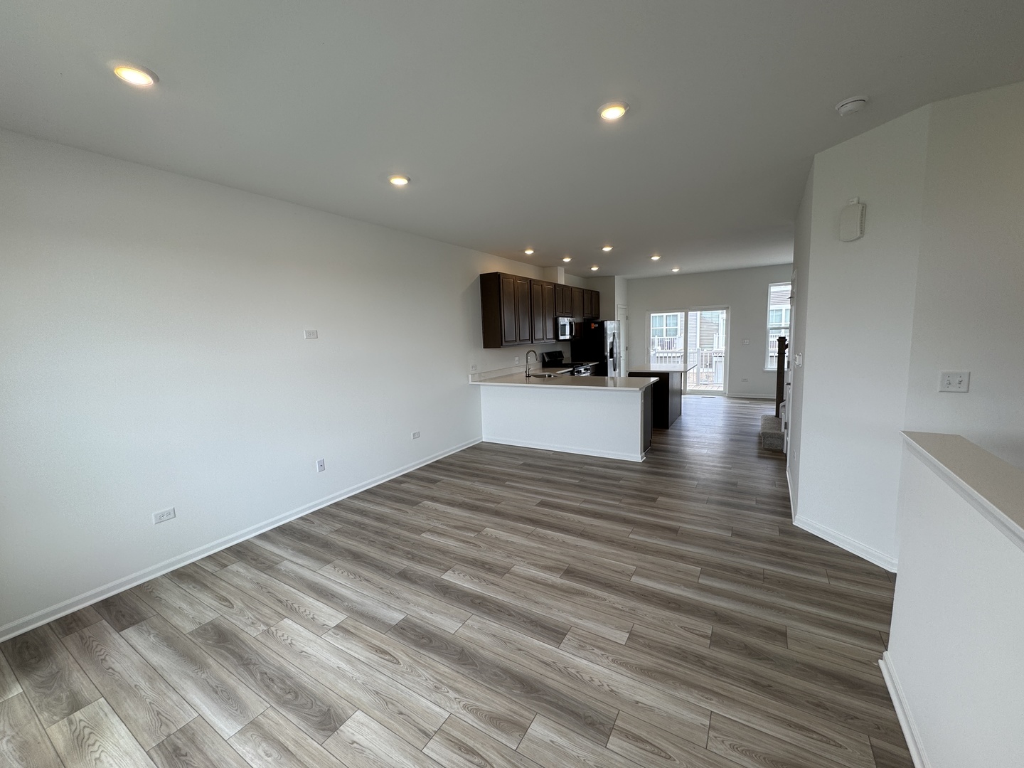 14942 S Mccarthy Circle Property Photo 3
