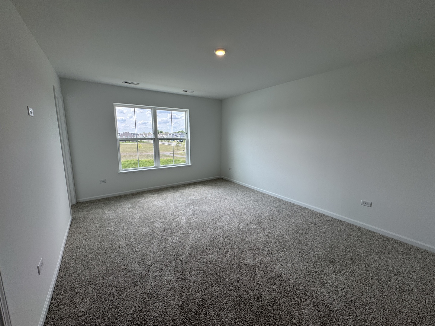 14942 S Mccarthy Circle Property Photo 8