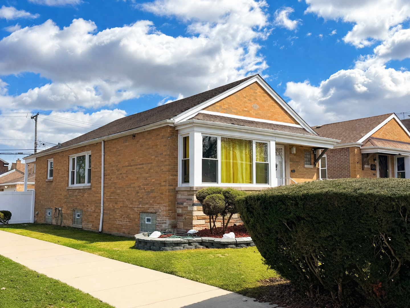 8201 S Homan Avenue Property Photo 1