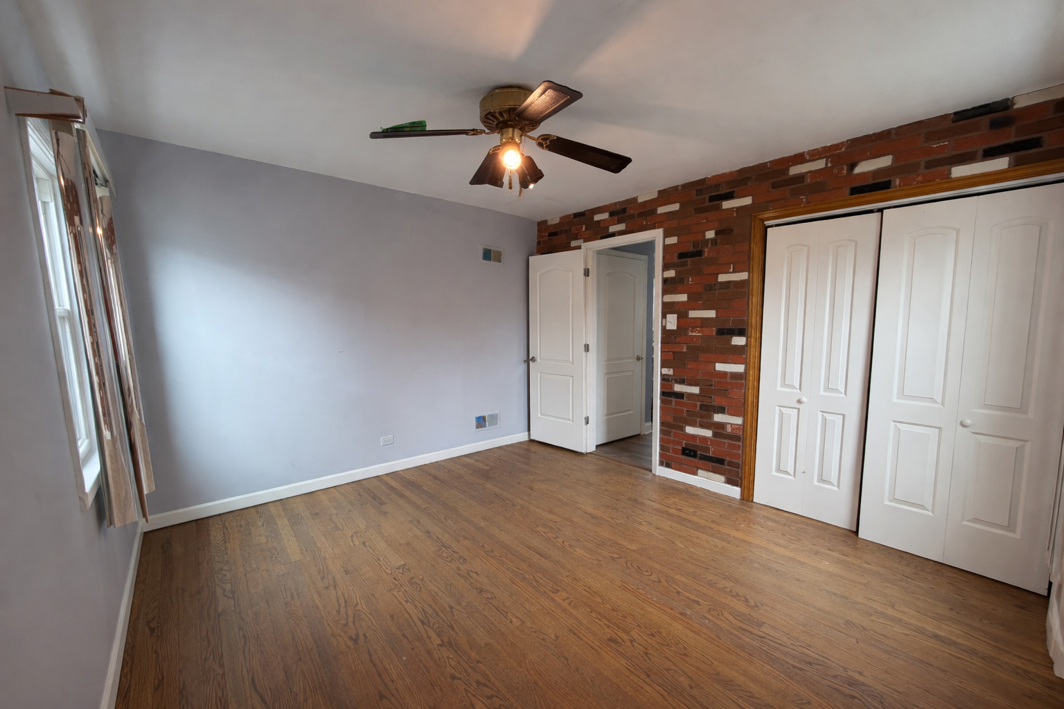 8201 S Homan Avenue Property Photo 10