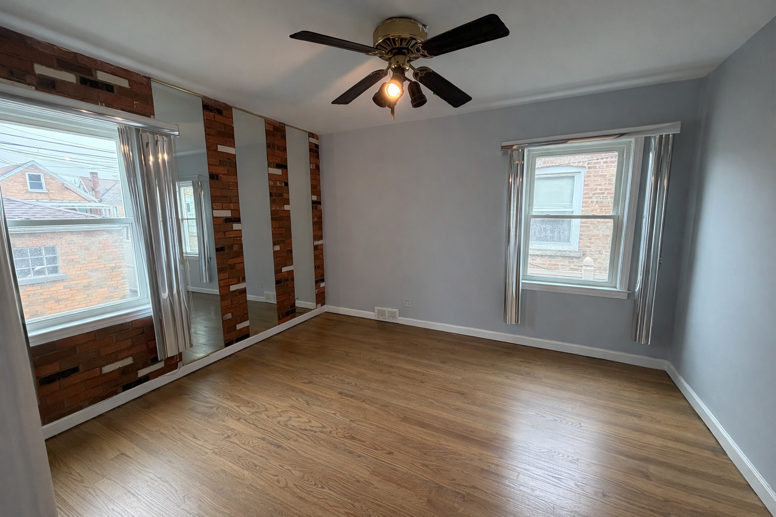 8201 S Homan Avenue Property Photo 12