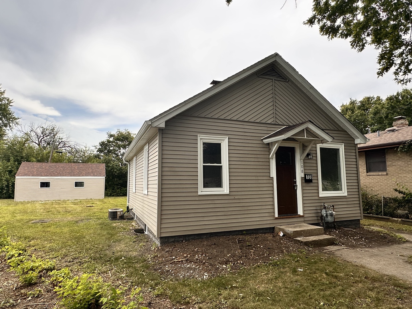 108 18th Avenue Property Photo 2