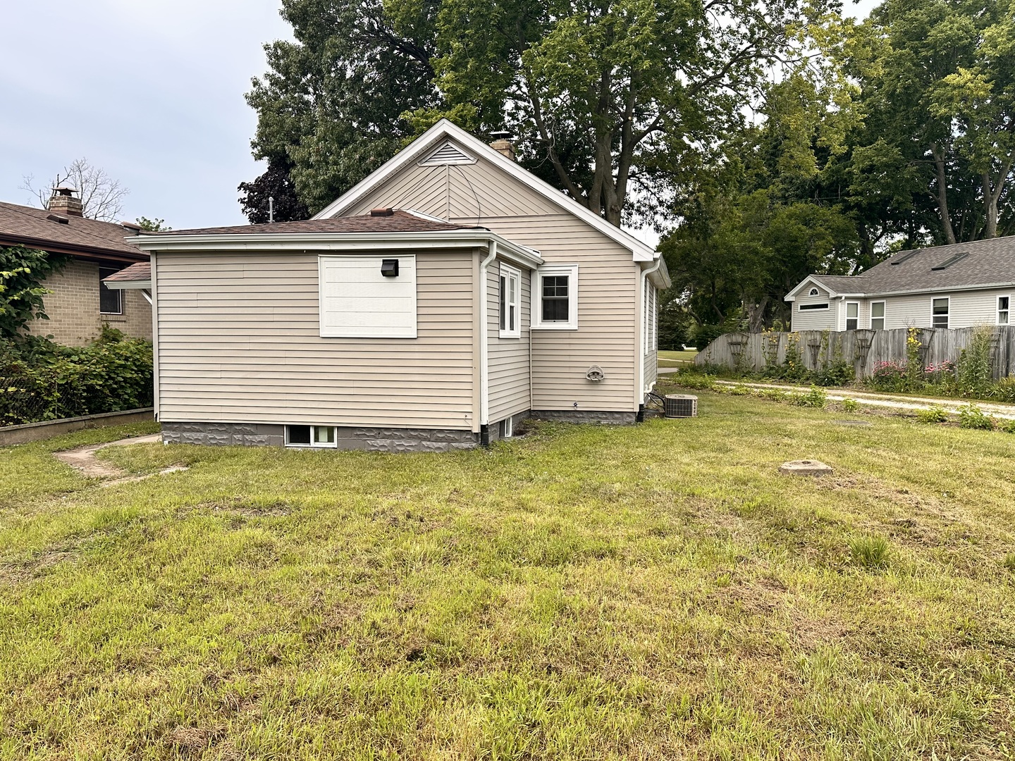 108 18th Avenue Property Photo 17