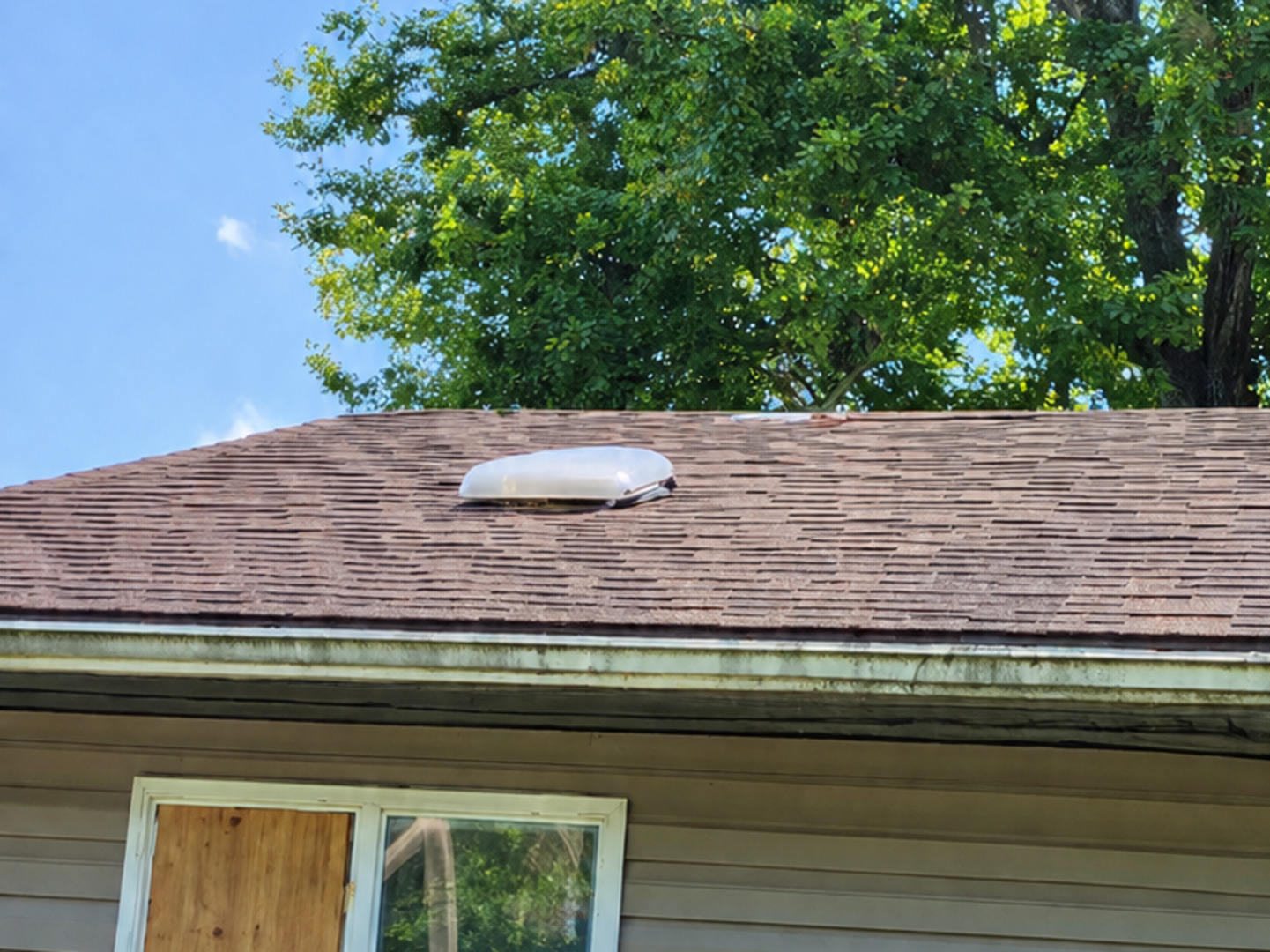 4490 Lake Drive Property Photo 7