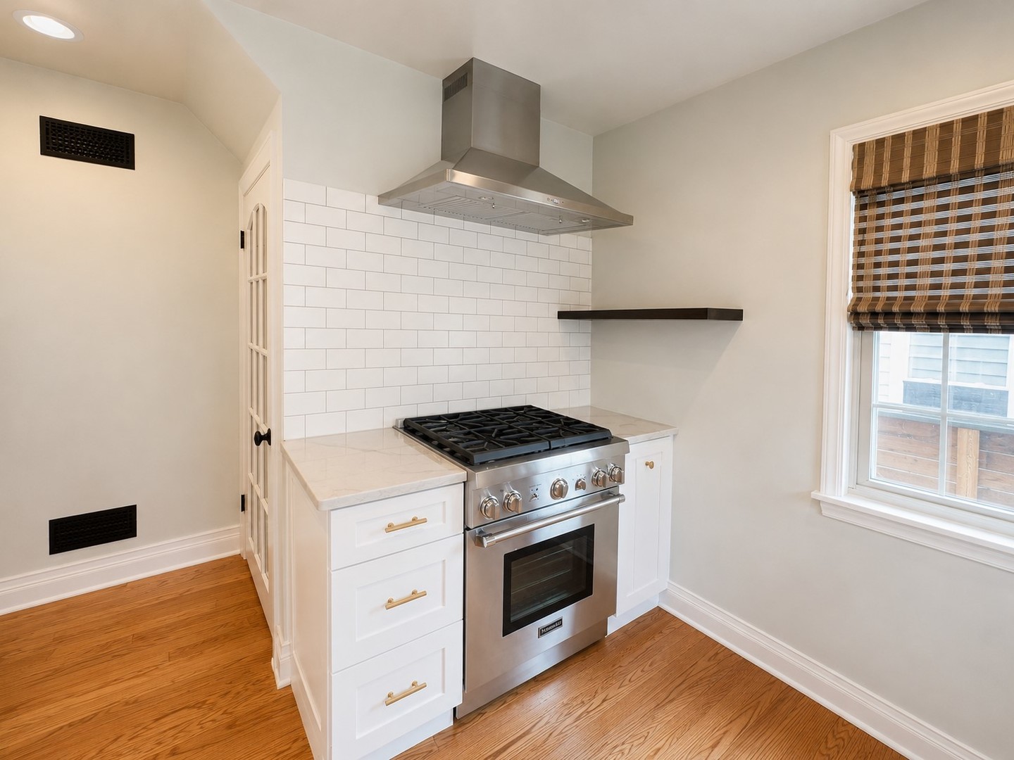 3721 Kemman Avenue Property Photo 6