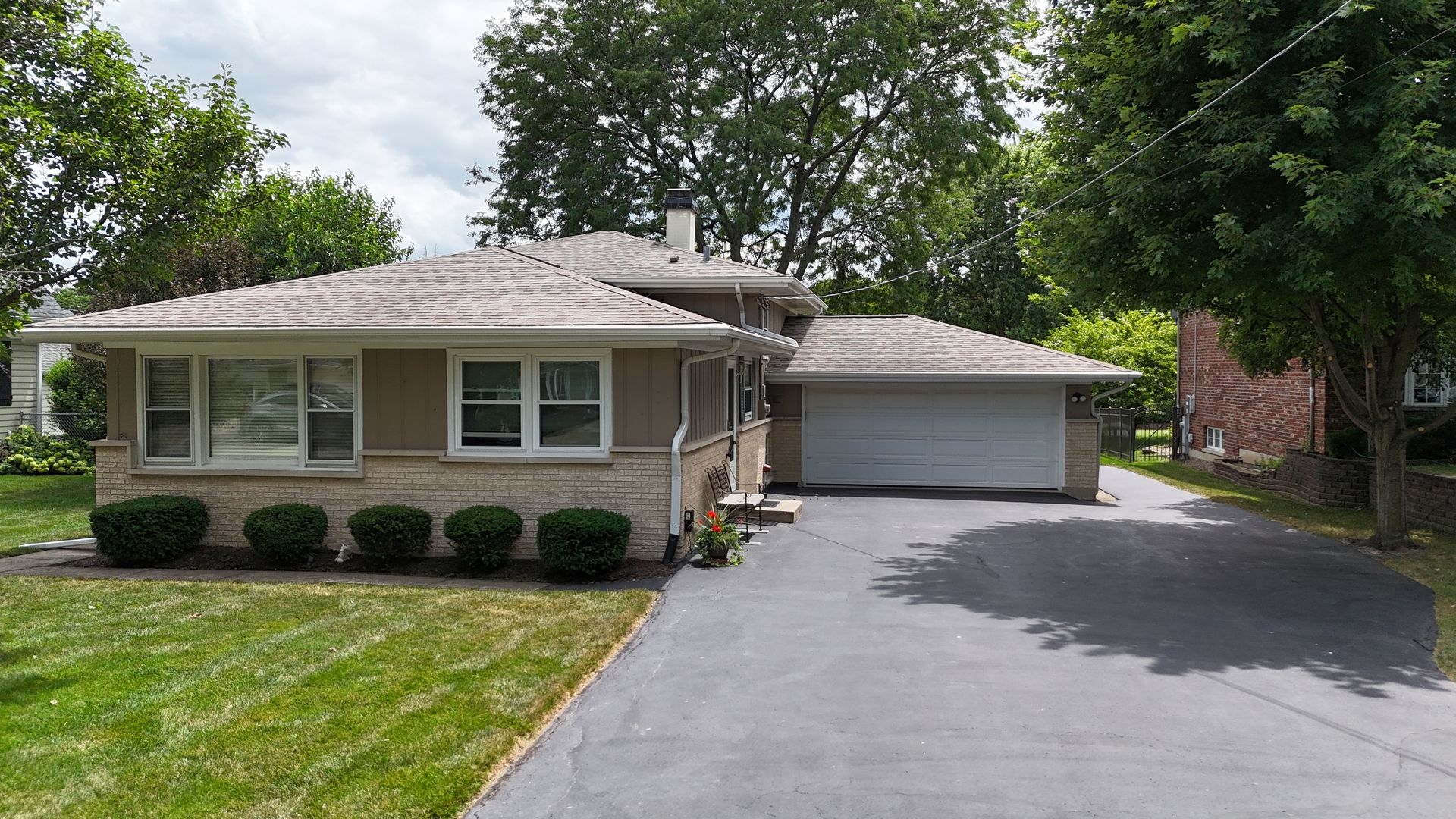 23 W 56th Place Property Photo 15