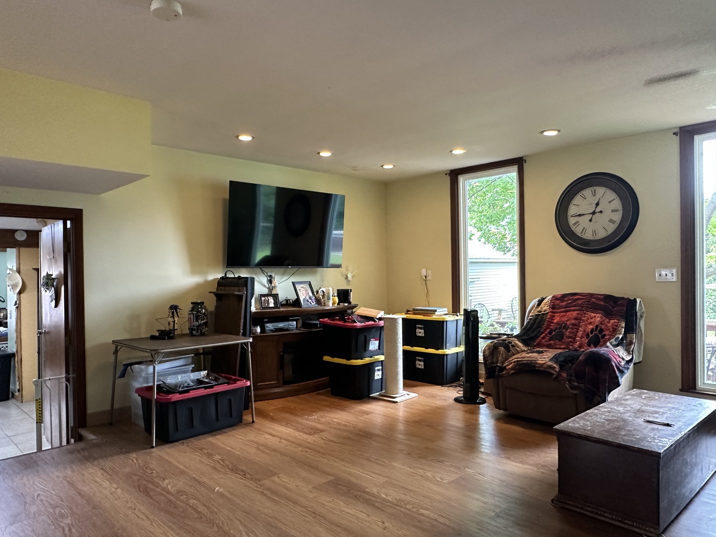 320 E Lincoln Avenue Property Photo 15
