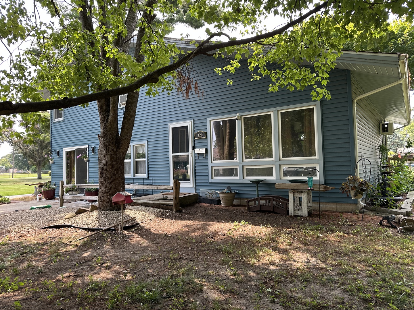 320 E Lincoln Avenue Property Photo 47