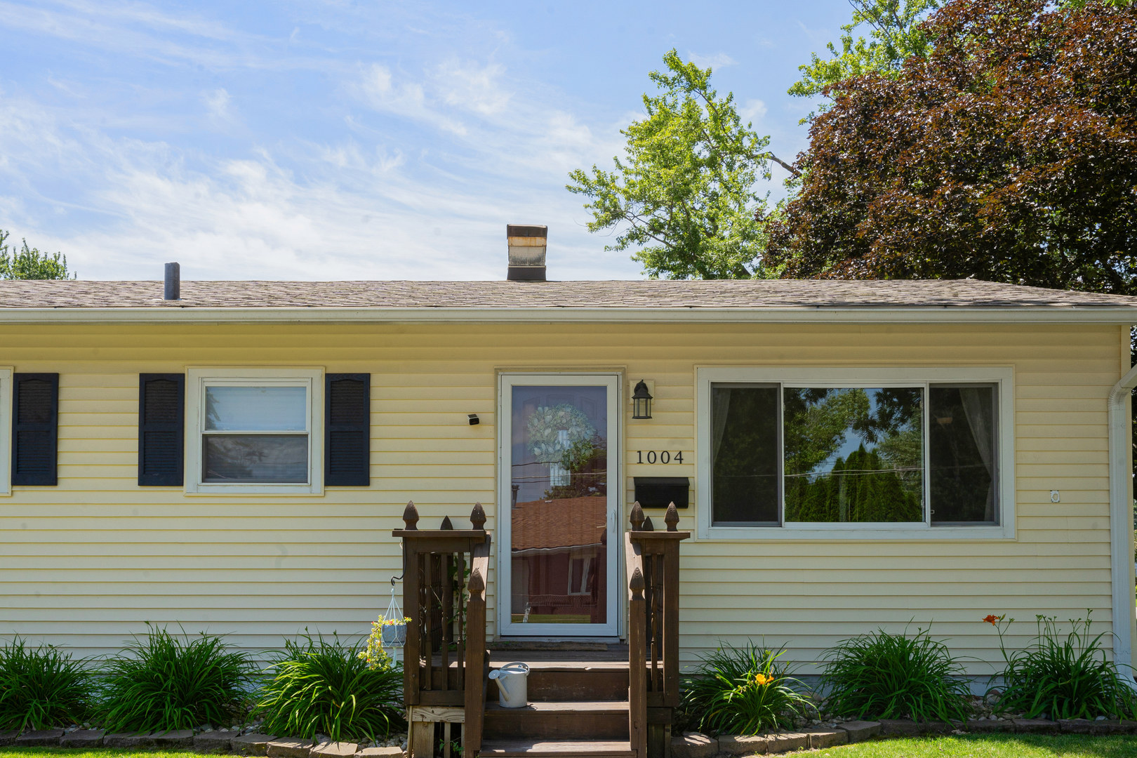 1004 37th Avenue Property Photo 2