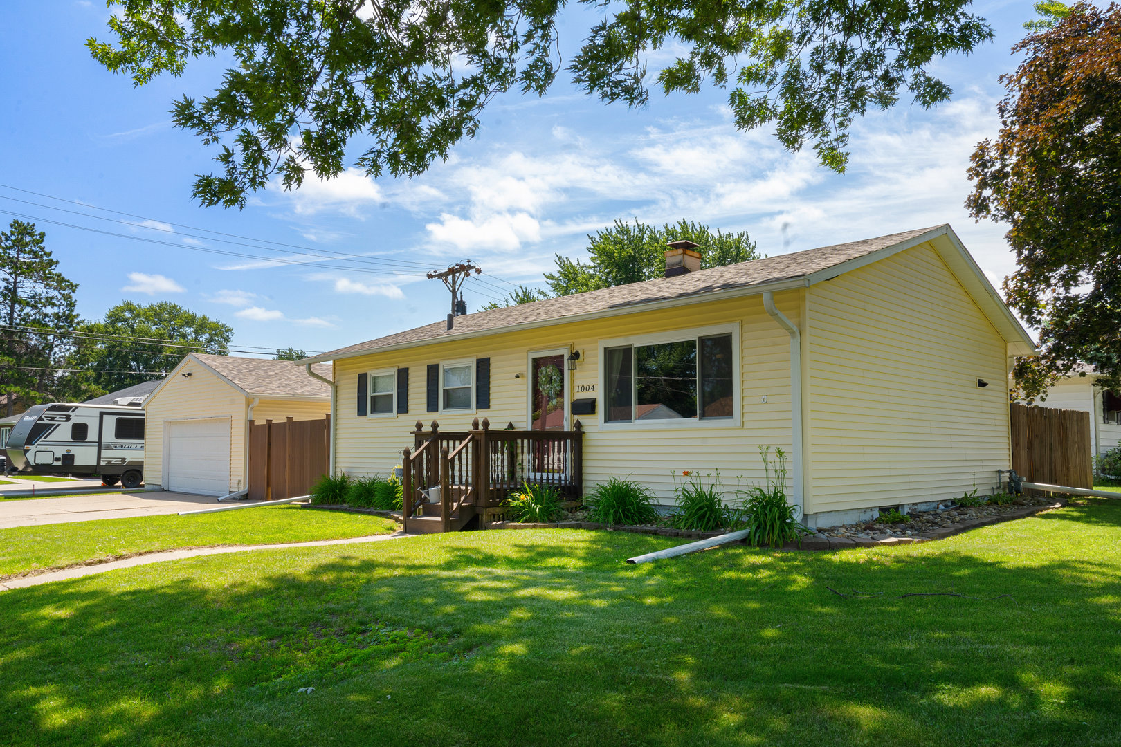 1004 37th Avenue Property Photo 4