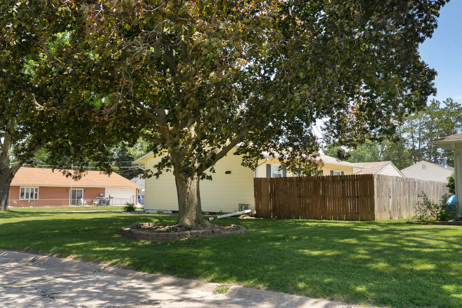 1004 37th Avenue Property Photo 6