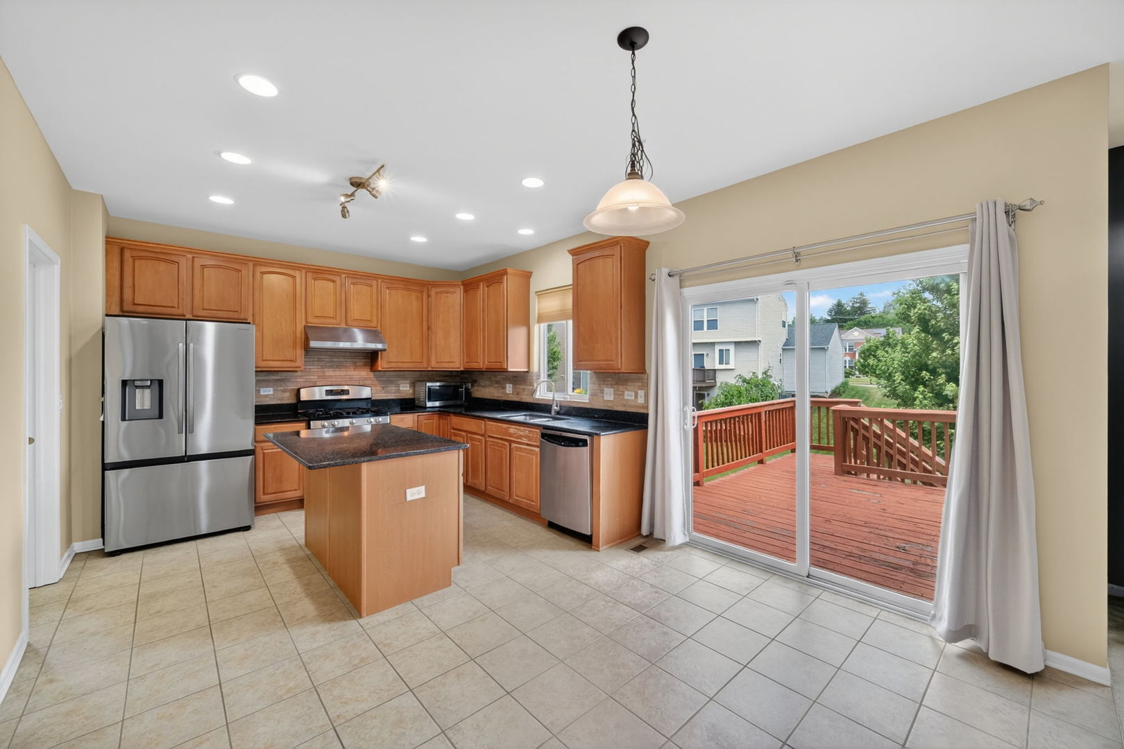 321 Parker Place Property Photo 8