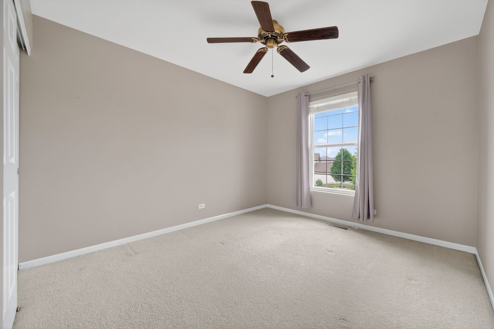 321 Parker Place Property Photo 21