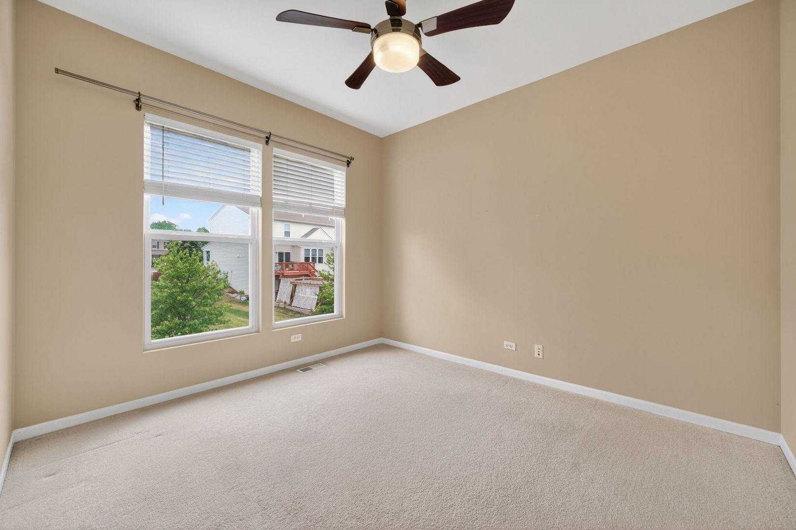321 Parker Place Property Photo 23