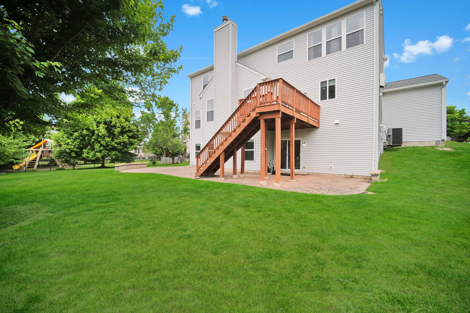321 Parker Place Property Photo 44