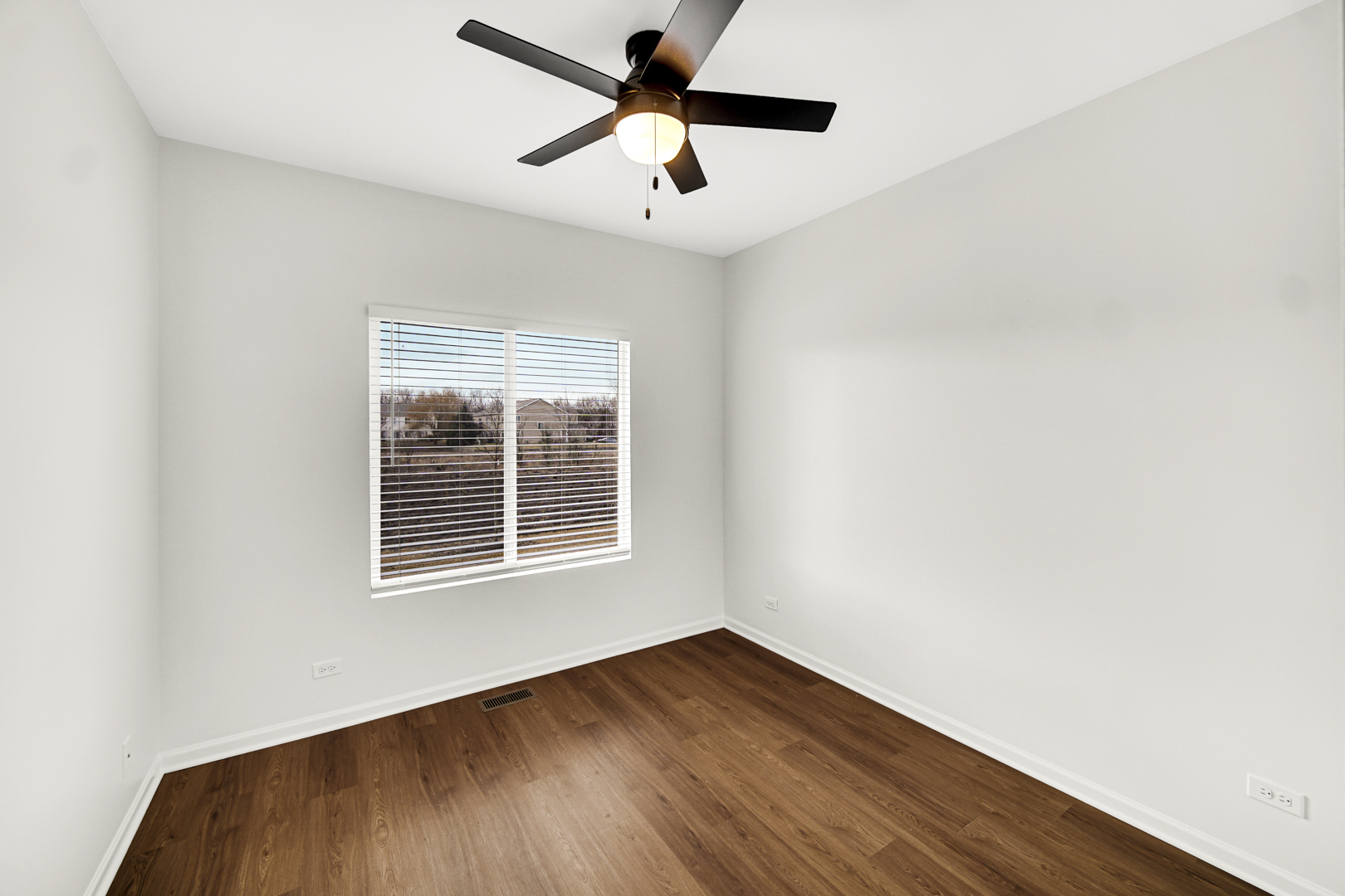 2325 Summerlin Drive Property Photo 16