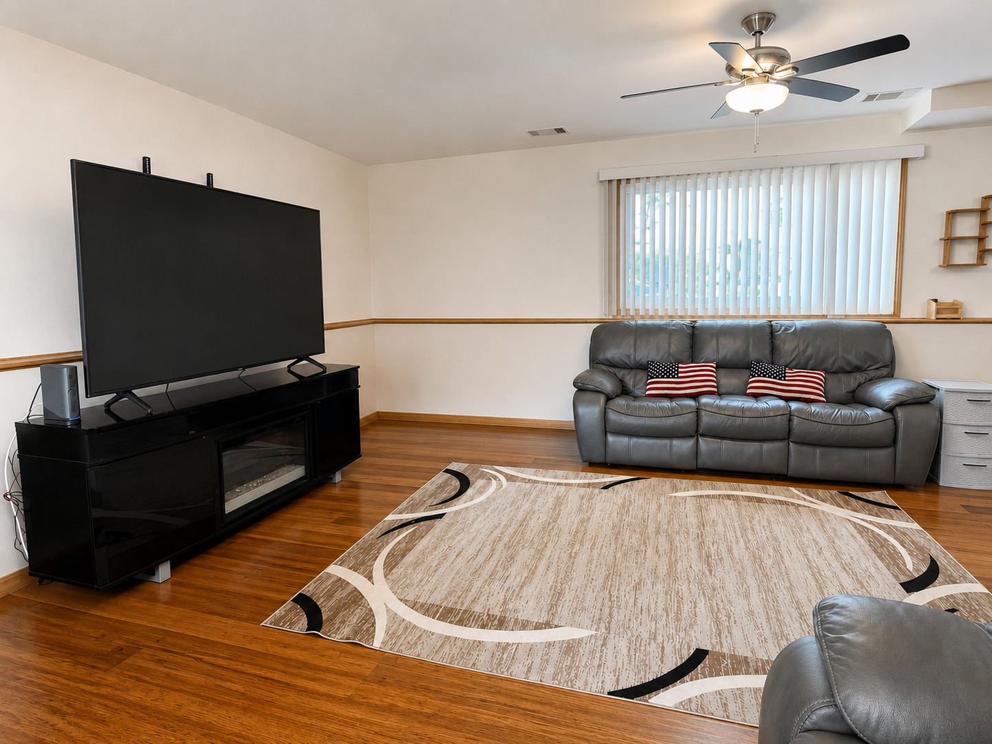 1414 Howland Drive Property Photo 16