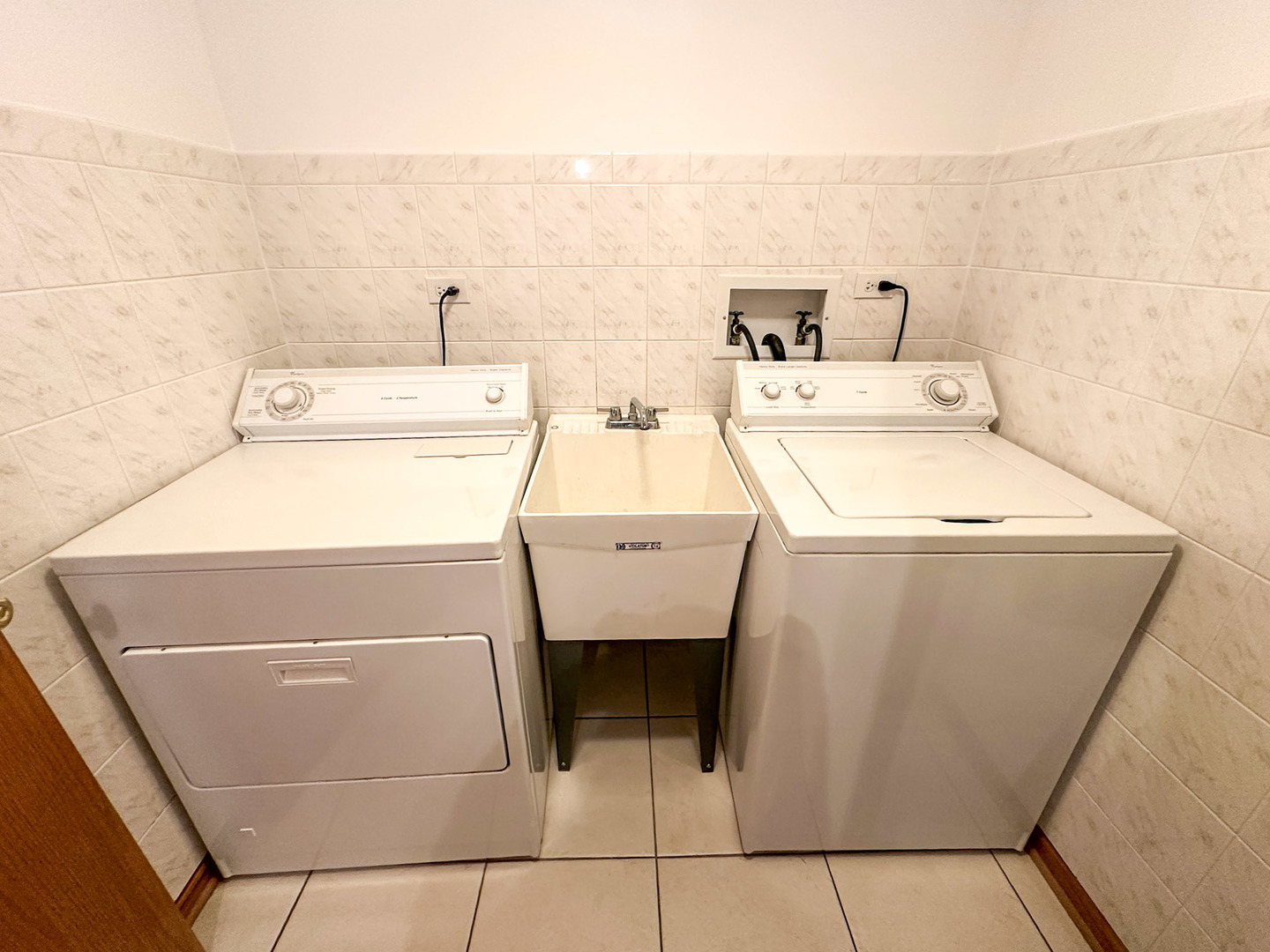 4700 N Harlem Avenue 306 Property Photo 18