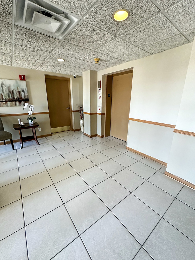 4700 N Harlem Avenue 306 Property Photo 22