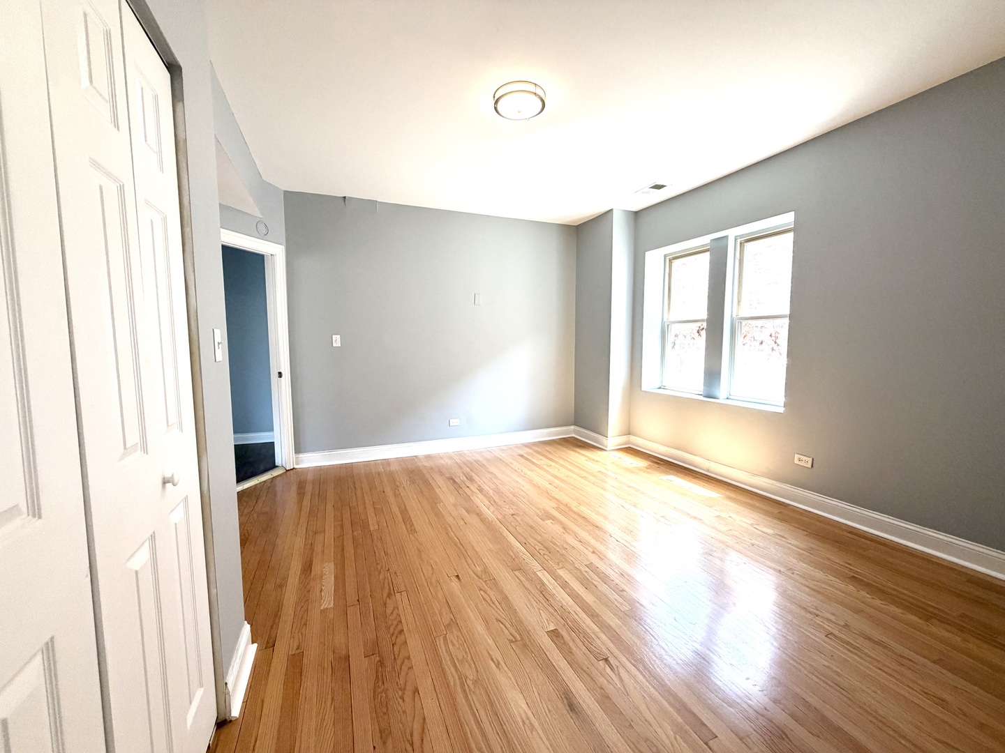 7821 S Phillips Avenue 3 Property Photo 7