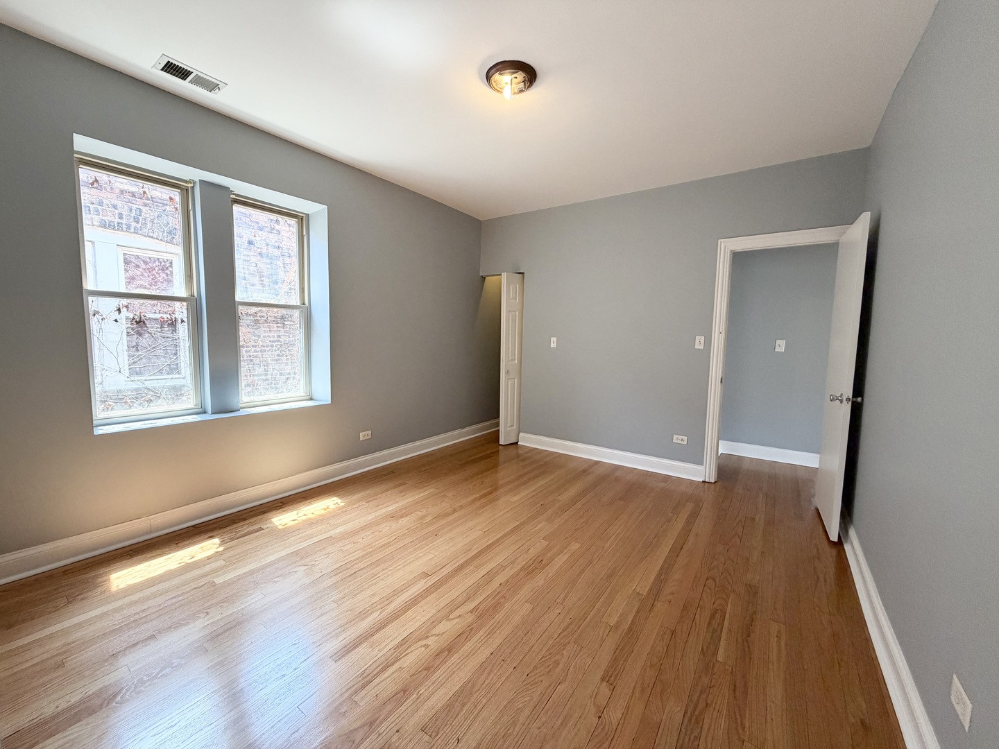 7821 S Phillips Avenue 3 Property Photo 8