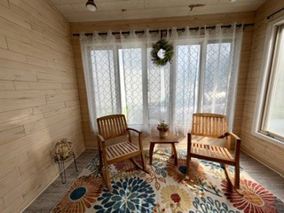 258 17th Place Property Photo 1