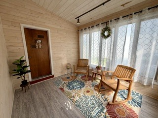 258 17th Place Property Photo 2
