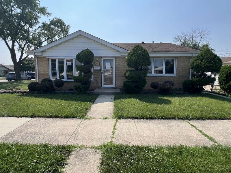 12715519 Property Photo 1