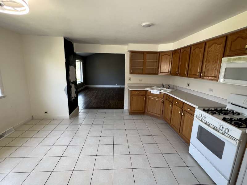 12715519 Property Photo 14