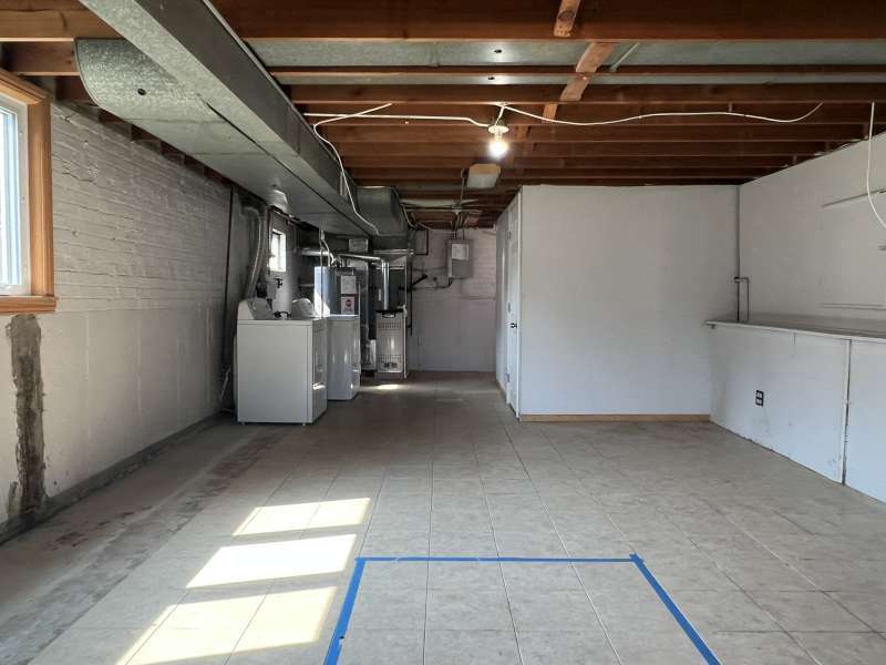 12715519 Property Photo 23