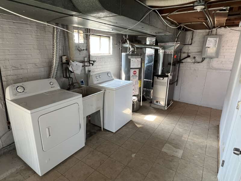 12715519 Property Photo 24