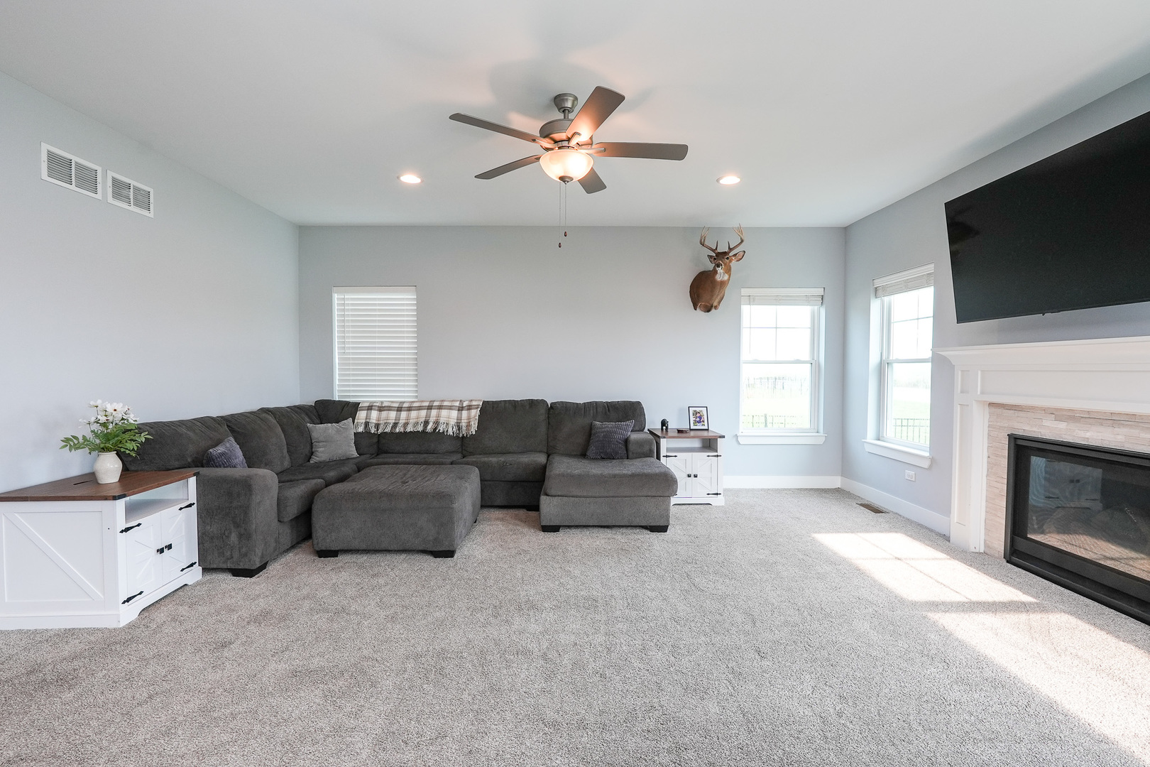 1695 Condor Drive Property Photo 19