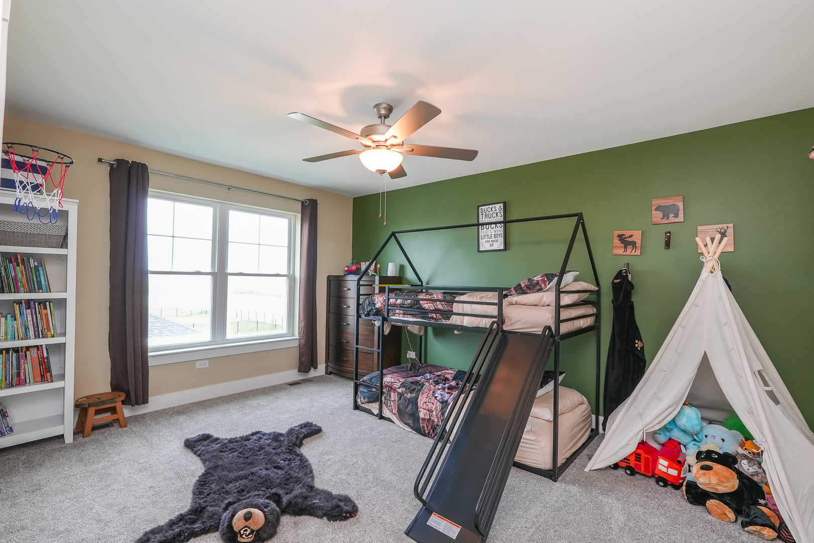 1695 Condor Drive Property Photo 39