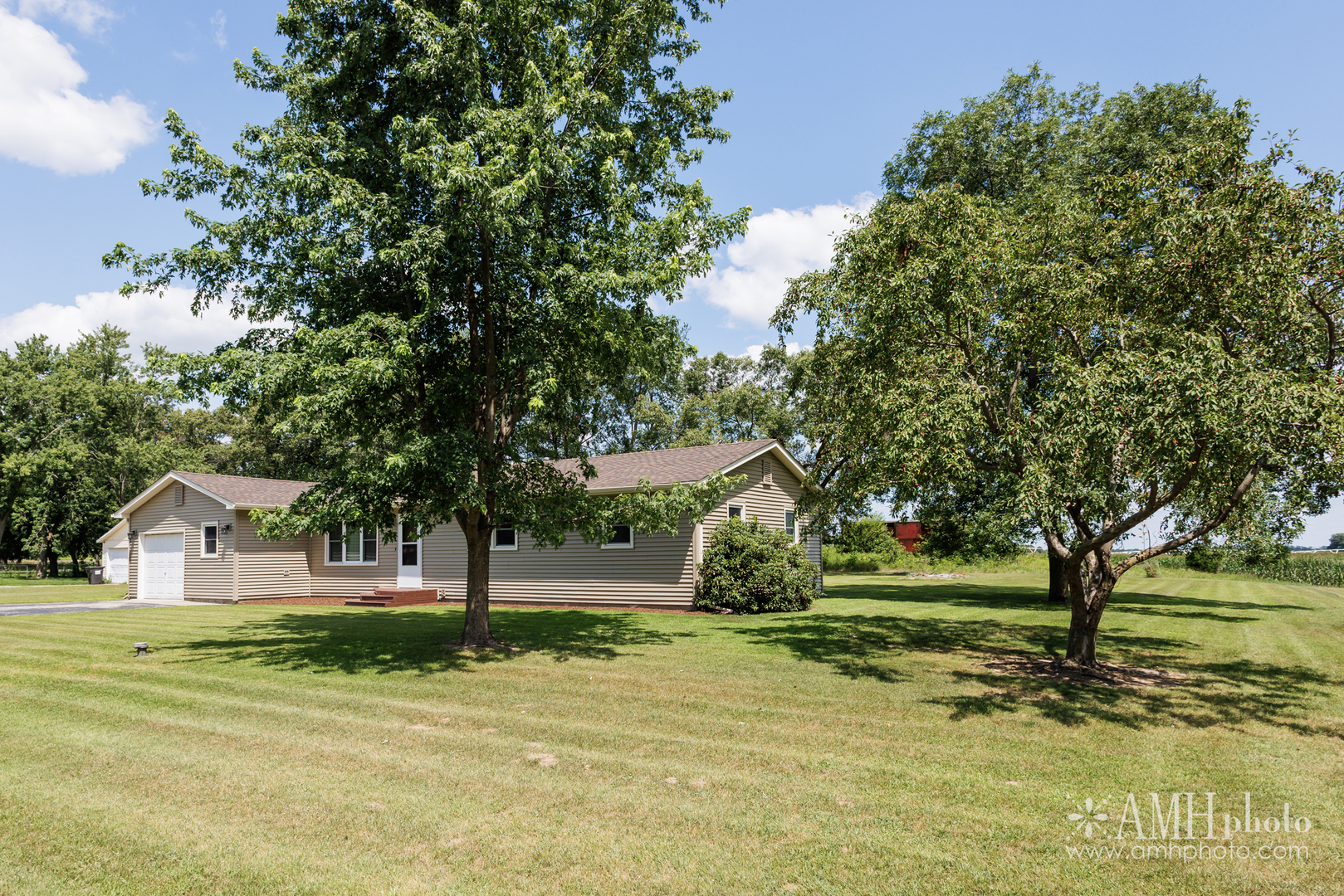 1871 S Oaklawn Drive Property Photo 6