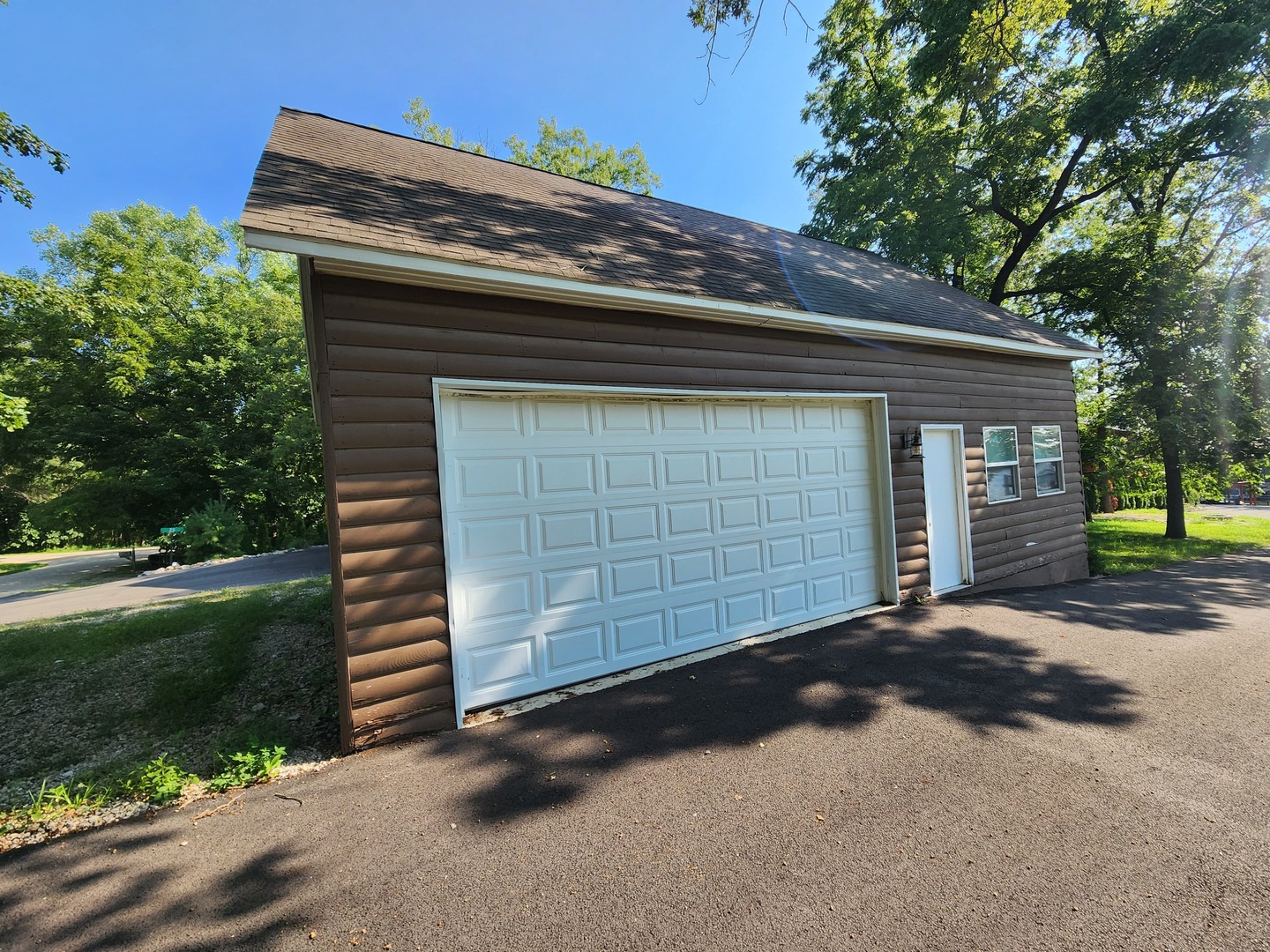 24 Magnolia Drive Property Photo 5