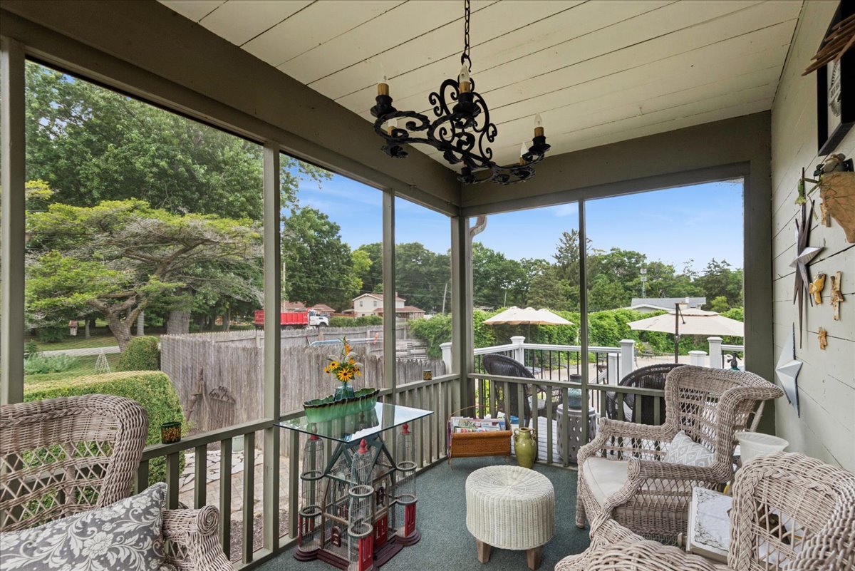 346 Sheridan Road Property Photo 8
