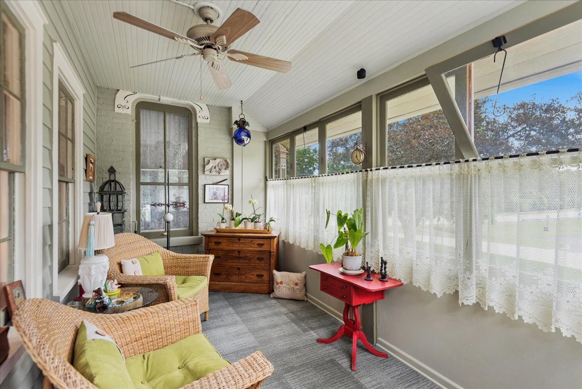 346 Sheridan Road Property Photo 12