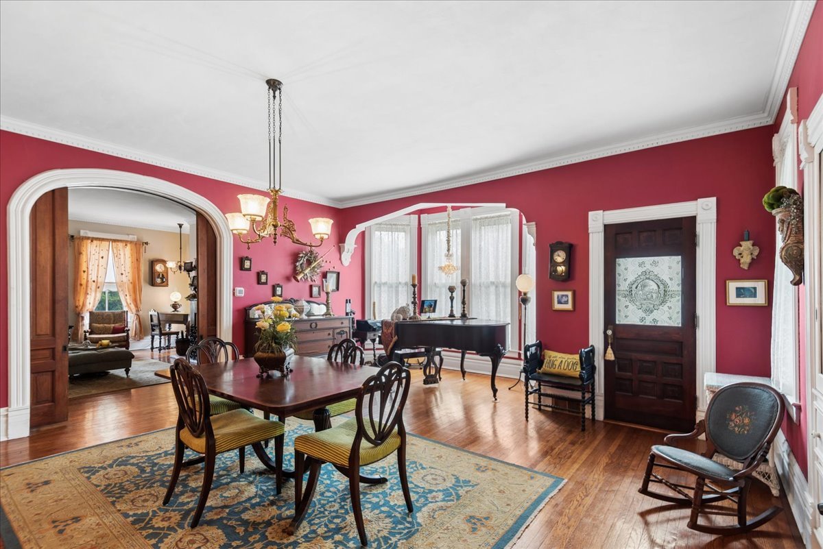346 Sheridan Road Property Photo 13