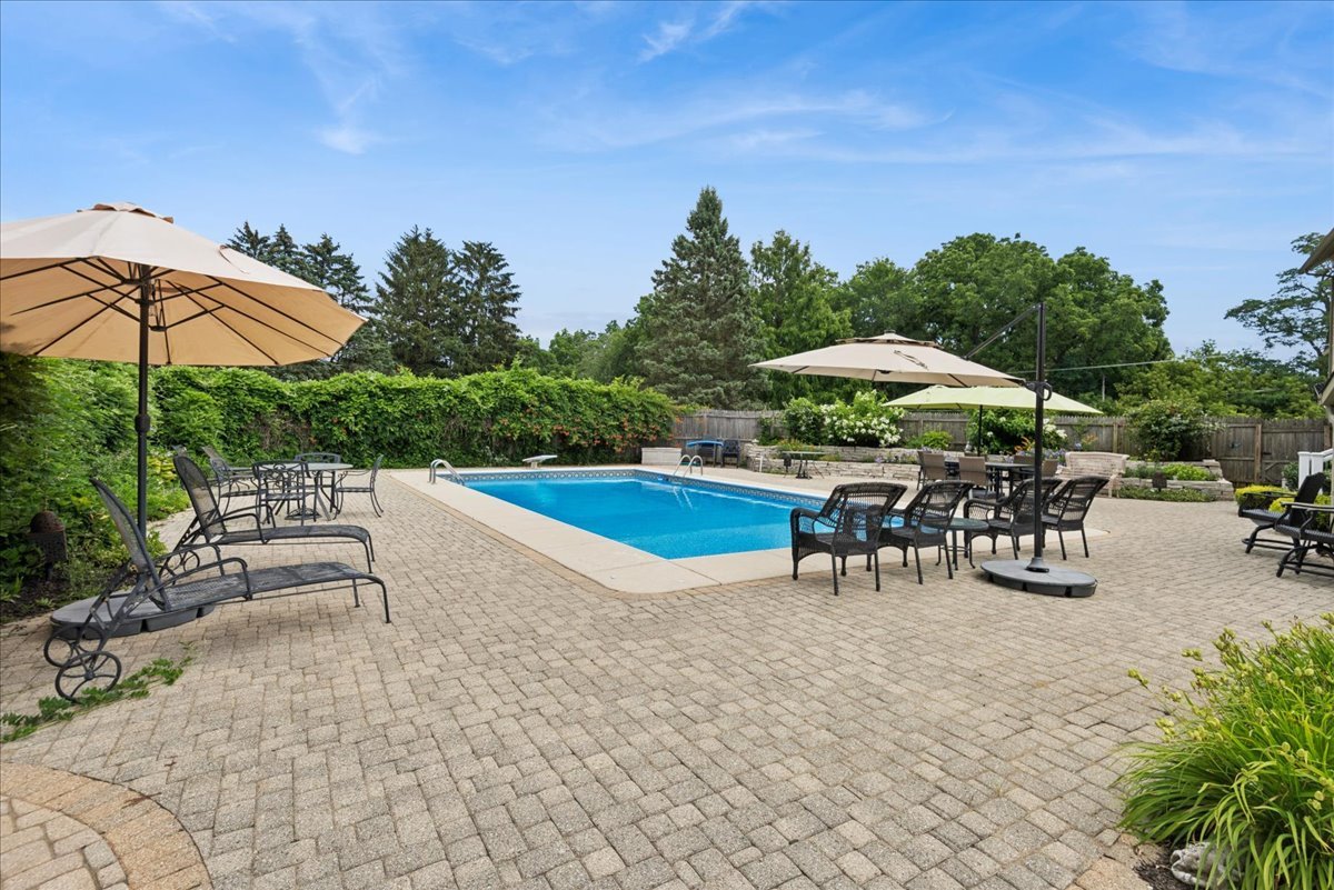 346 Sheridan Road Property Photo 15