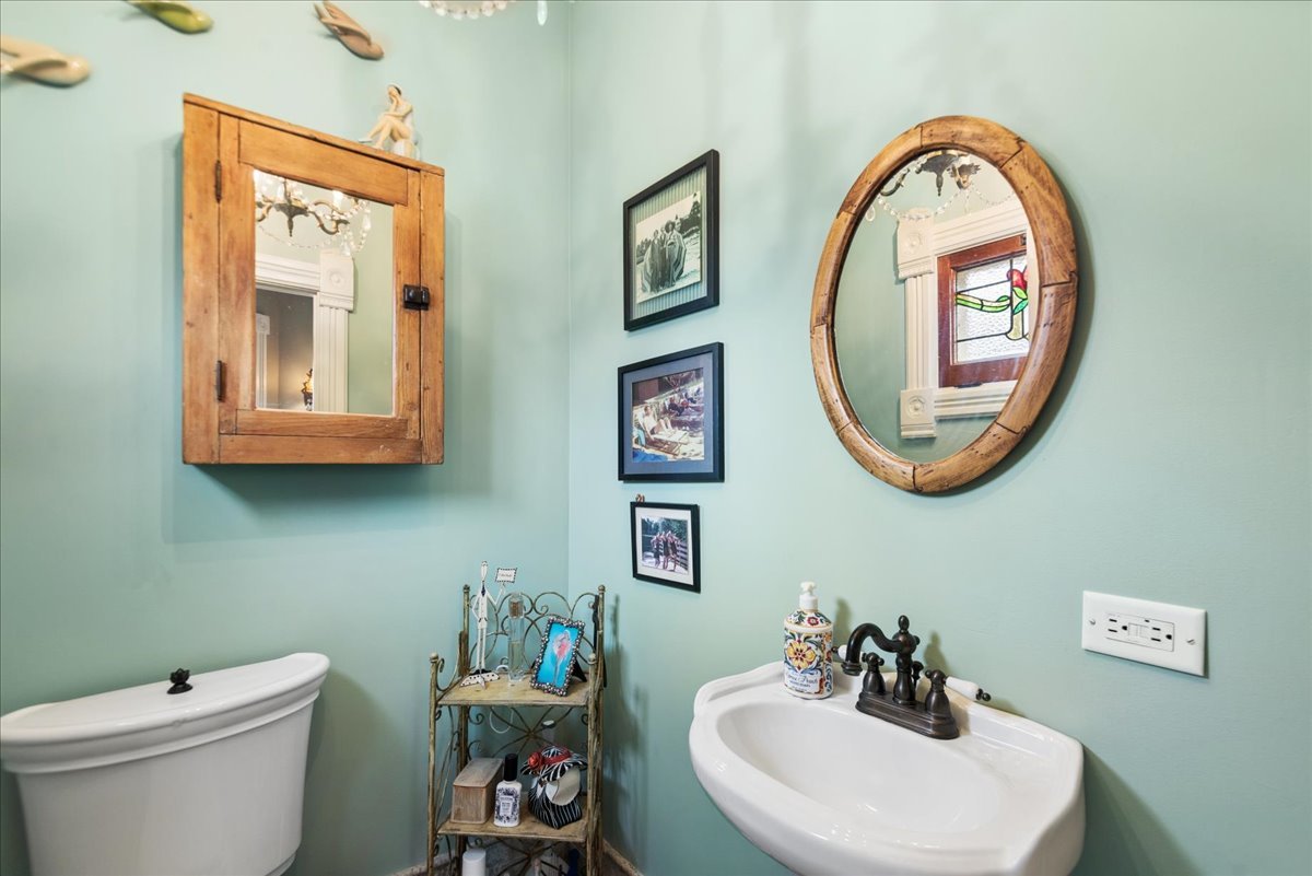 346 Sheridan Road Property Photo 19
