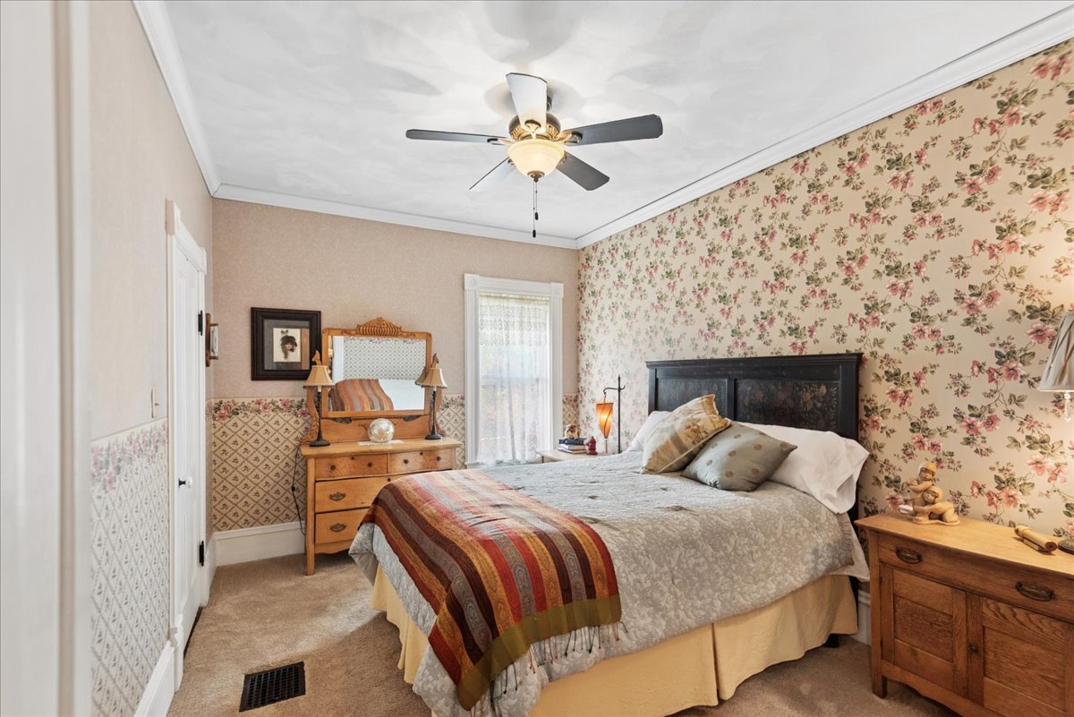 346 Sheridan Road Property Photo 25