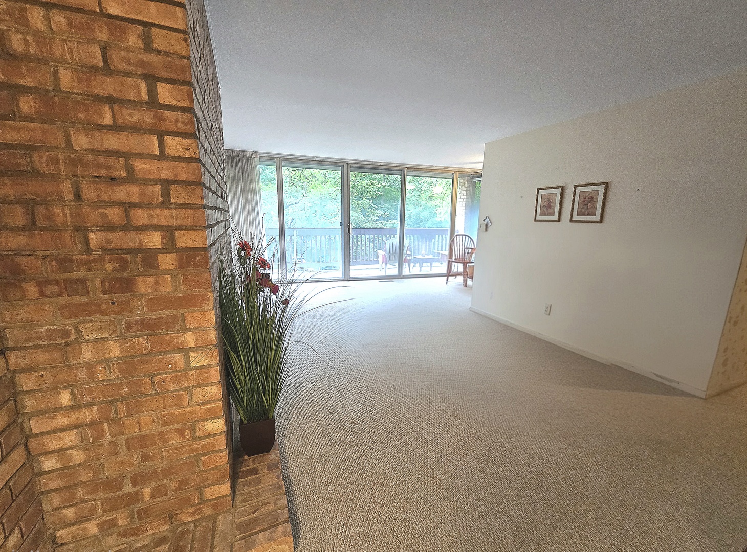5600 Hillcrest Lane 2j Property Photo 13